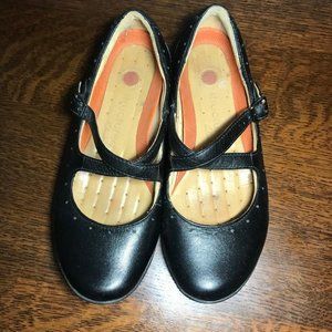 Clarks UNStructured Pant Shoe, Black Leather, SZ 5